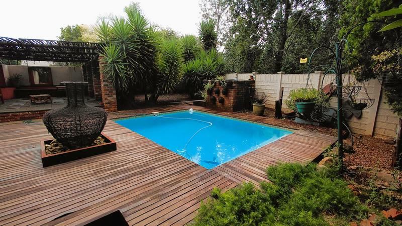 4 Bedroom Property for Sale in Pellissier Free State